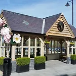 No.5 Bed & Breakfast