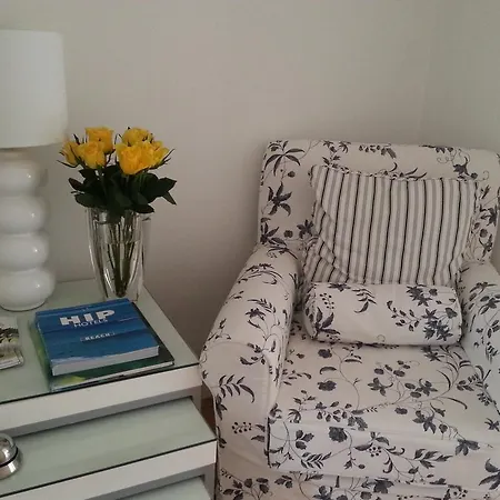 Bed & Breakfast No.5