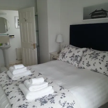 Bed & Breakfast No.5