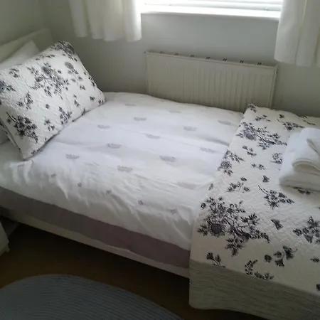 No.5 Bed & Breakfast