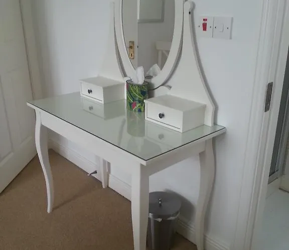 Bed & Breakfast No.5 *